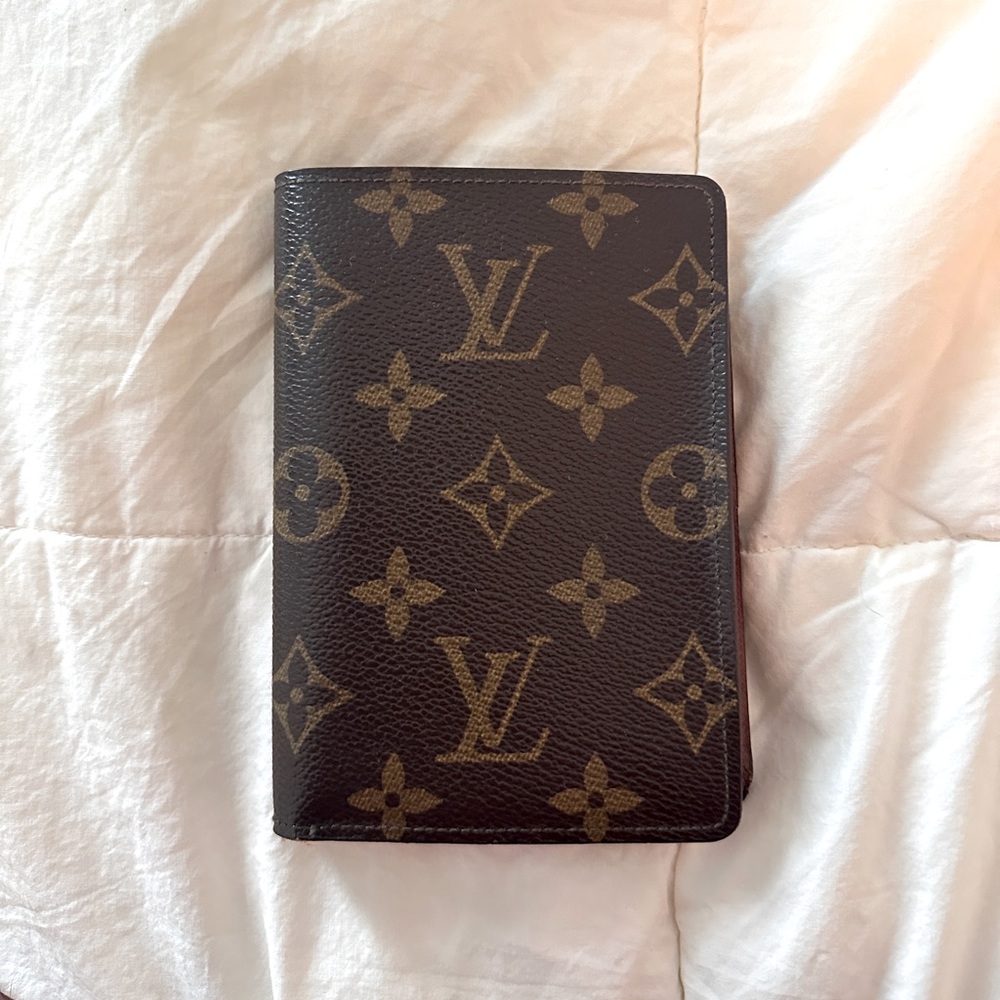 AUTH. Vintage Louis Vuitton
